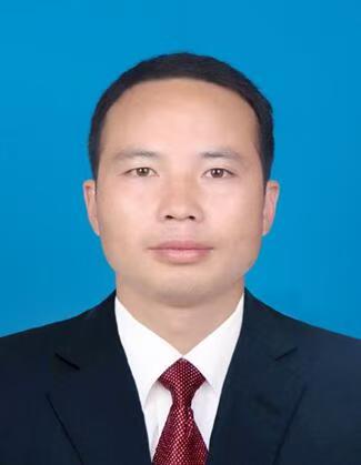 李荣彪-标准照.jpg