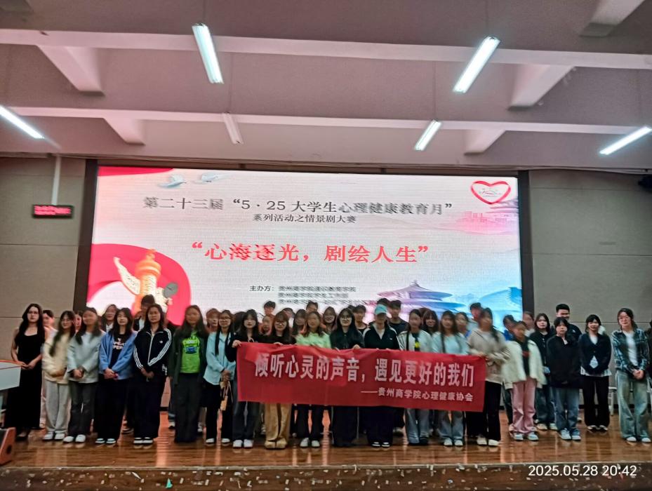 1A9527BC0B657A36BAA7410B85F0D0CF