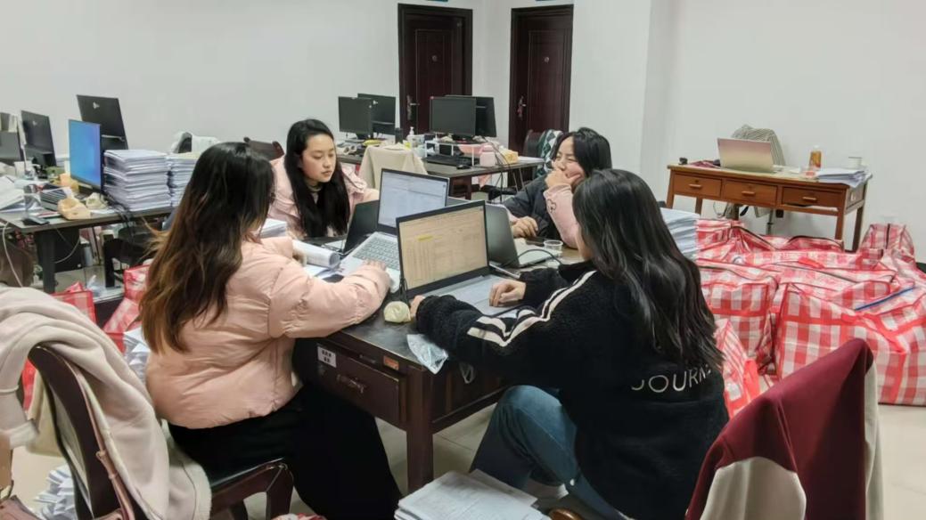 cb62d35425bc3db30f2ff58c4bb5a36