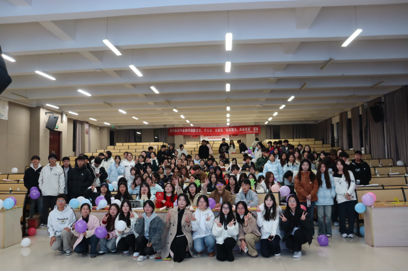 屏幕截图 2025-11-27 215320.png 屏幕截图 2025-11-27 215320.png