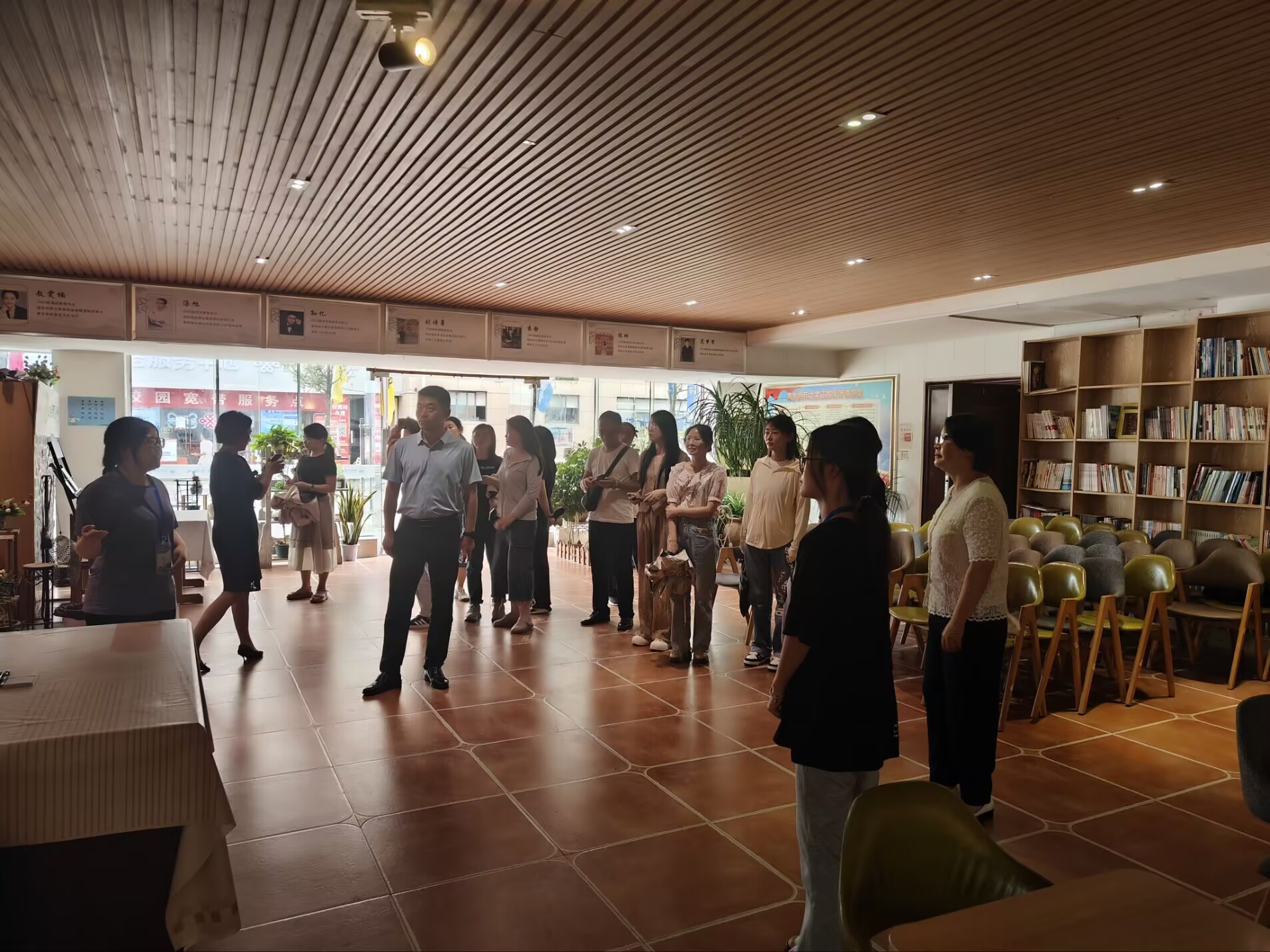 照片 3.jpg 照片 3.jpg